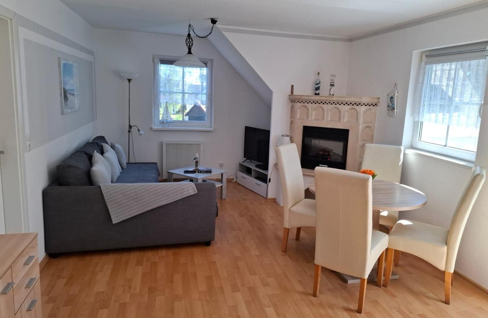 Ferienwohnung Strandwurzel Цемпин Екстериор снимка